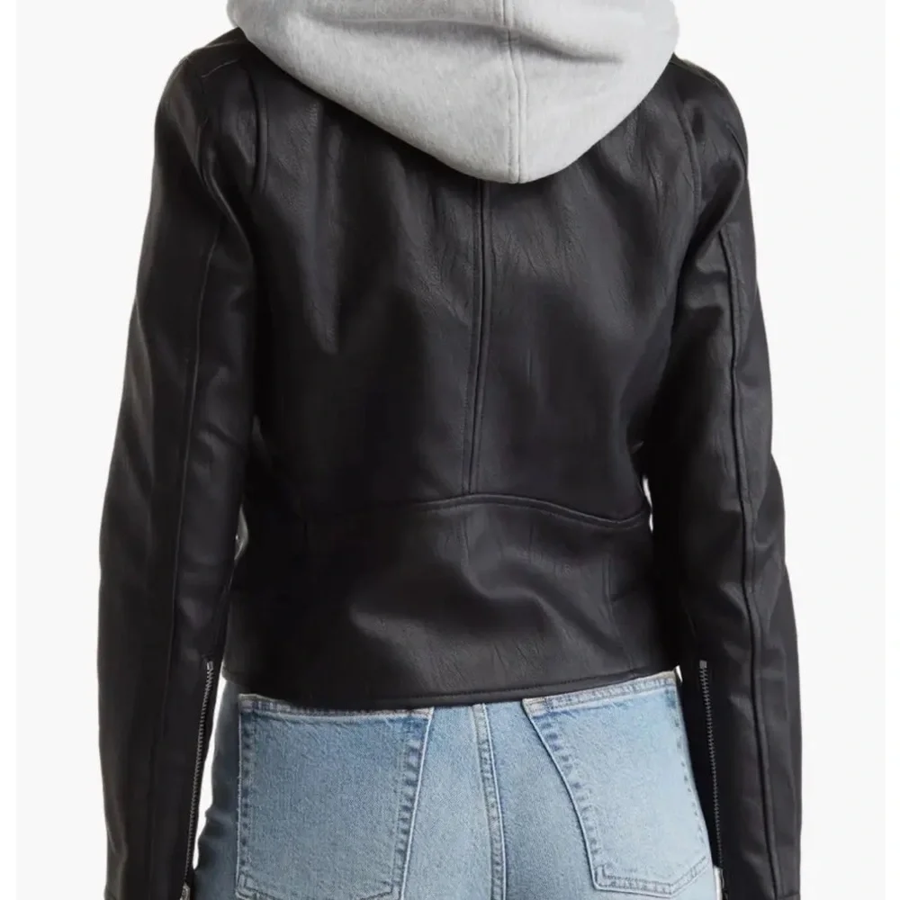 NWT Blank NYC Hooded Crop Two-in-One Vegan Leather Moto Jacket - Picture 4 of 5
